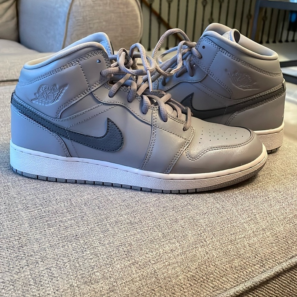 Gray Jordan Boys High Tops shoes